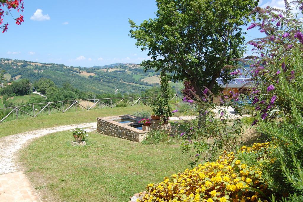 Agriturismo Spa Serpanera Sarnano Exterior photo