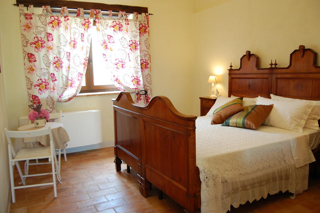 Agriturismo Spa Serpanera Sarnano Room photo